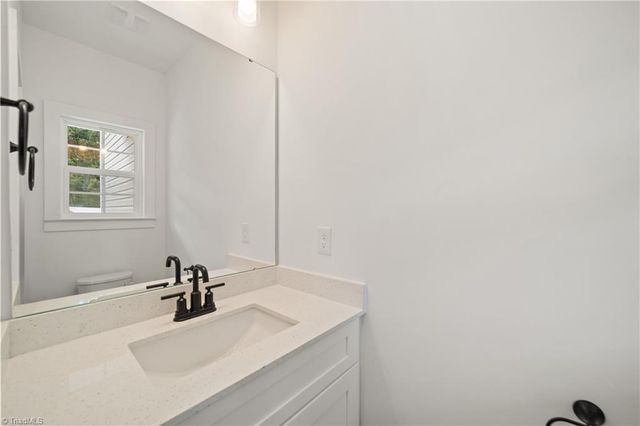 1661 Ralee Drive, Winston-salem, NC 27127