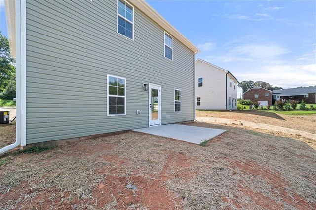 1661 Ralee Drive, Winston-salem, NC 27127