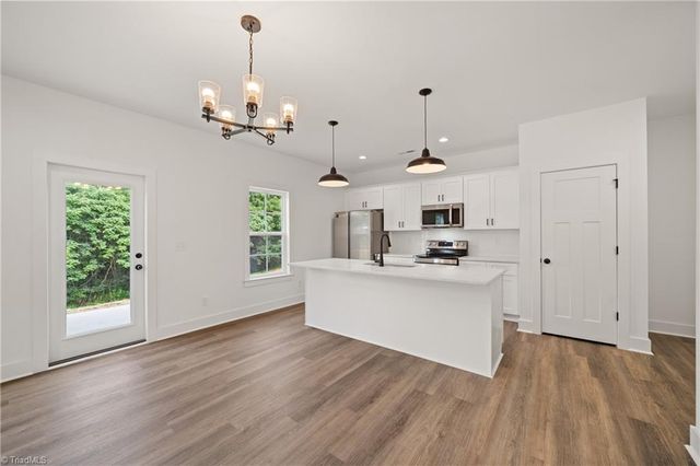 1661 Ralee Drive, Winston-salem, NC 27127