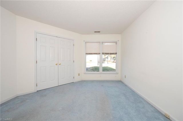 2716 Sawgrass Court, Winston-salem, NC 27103