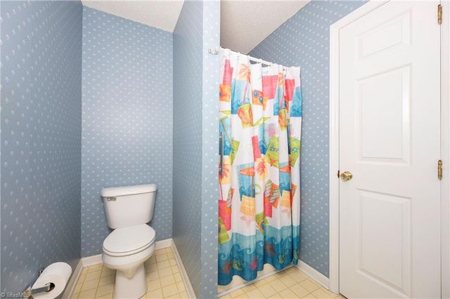 2716 Sawgrass Court, Winston-salem, NC 27103