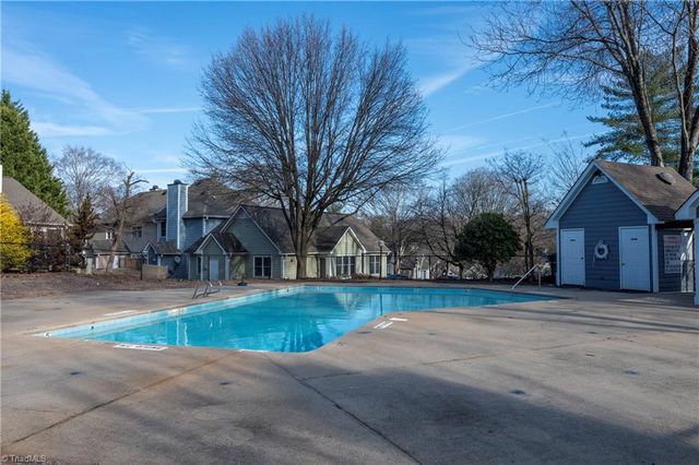 2716 Sawgrass Court, Winston-salem, NC 27103