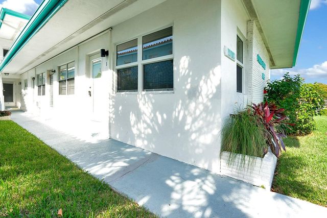 865 SE 20th Avenue 1, Deerfield Beach, FL 33441