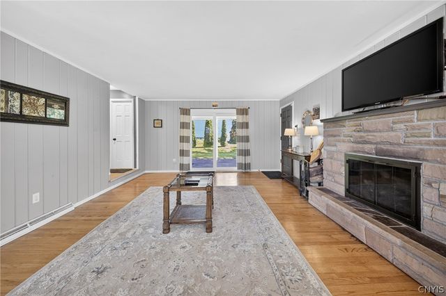 4909 Edgeworth Drive, Manlius, NY 13104