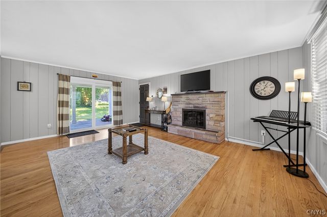 4909 Edgeworth Drive, Manlius, NY 13104