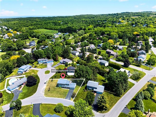 4909 Edgeworth Drive, Manlius, NY 13104