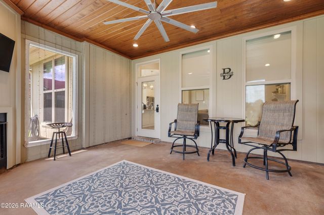 617 Easy Rock Landing Drive, Broussard, LA 70518