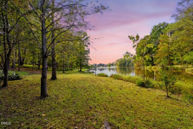 4416 Arrowhead Trail, Hillsborough, NC 27278