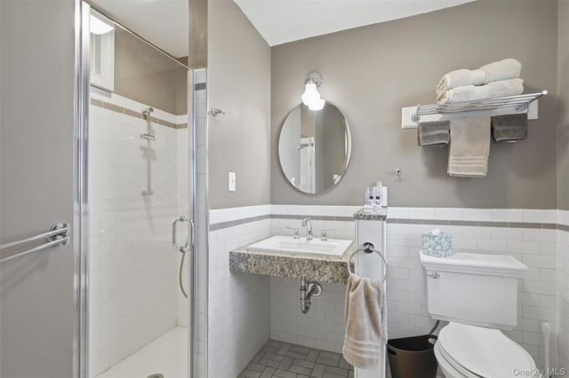 5 and 10 West Street, Marlboro, NY 12542