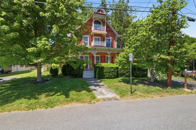 5 and 10 West Street, Marlboro, NY 12542