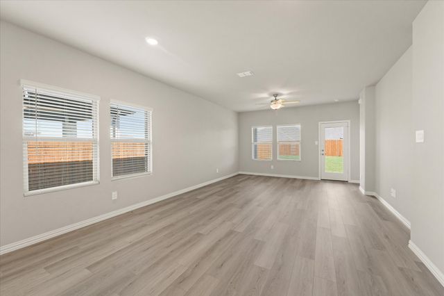600 EZRA, Mckinney, TX 75069