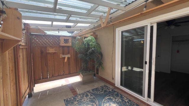 4045 N Millbrook Avenue, Fresno, CA 93726