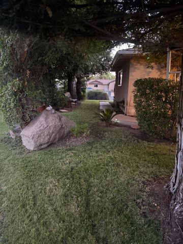 4045 N Millbrook Avenue, Fresno, CA 93726