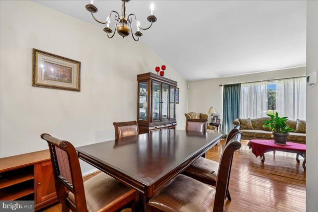5001 ASPEN HILL RD, Rockville, MD 20853