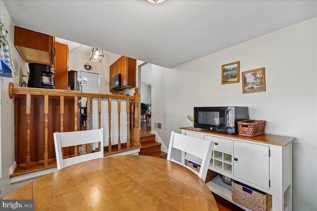 5001 ASPEN HILL RD, Rockville, MD 20853