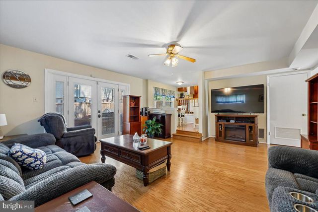 5001 ASPEN HILL RD, Rockville, MD 20853