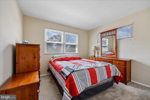 5001 ASPEN HILL RD, Rockville, MD 20853