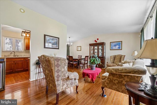 5001 ASPEN HILL RD, Rockville, MD 20853