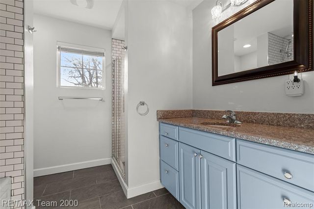 21597 Harper Lake Avenue, Saint Clair Shores, MI 48080