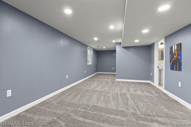 21597 Harper Lake Avenue, Saint Clair Shores, MI 48080