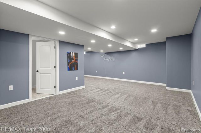 21597 Harper Lake Avenue, Saint Clair Shores, MI 48080