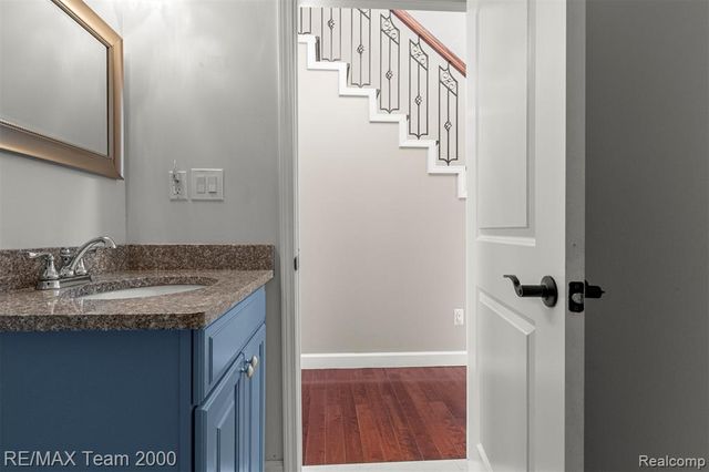 21597 Harper Lake Avenue, Saint Clair Shores, MI 48080