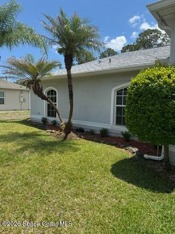 710 Avalon Street SE, Palm Bay, FL 32909