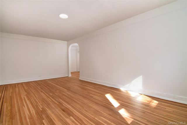 590 E 3rd Street MK, Mount Vernon, NY 10553