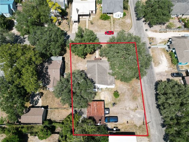 1140 Gresham, Alice, TX 78332