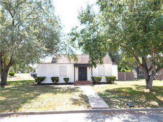 1140 Gresham, Alice, TX 78332