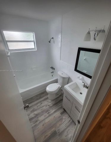 1467 SW 3rd St 2, Miami, FL 33135