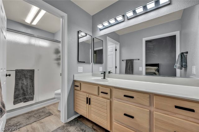 2725 Sungold Drive, Las Vegas, NV 89134