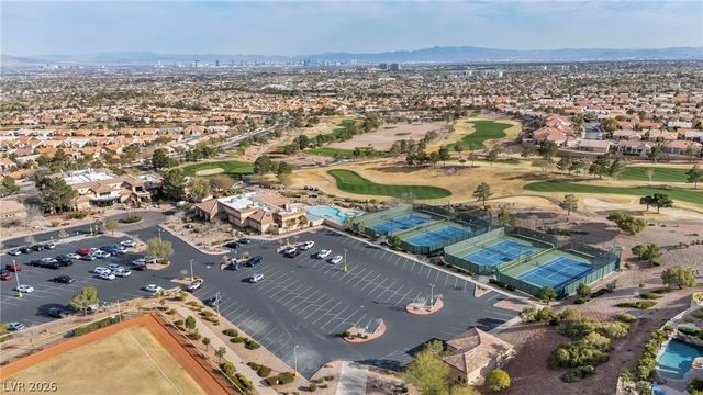 2725 Sungold Drive, Las Vegas, NV 89134