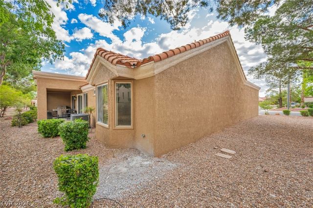 2725 Sungold Drive, Las Vegas, NV 89134