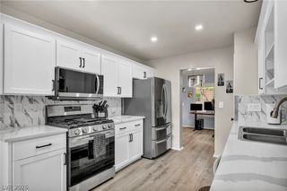 2725 Sungold Drive, Las Vegas, NV 89134