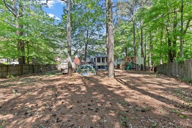 25 Leslie Cove SE, Cartersville, GA 30121