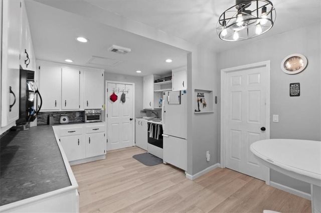25 Leslie Cove SE, Cartersville, GA 30121