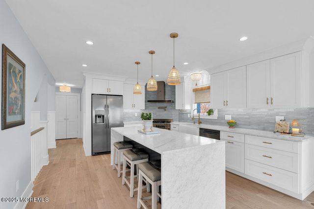 10 Waterwitch Avenue, Highlands, NJ 07732