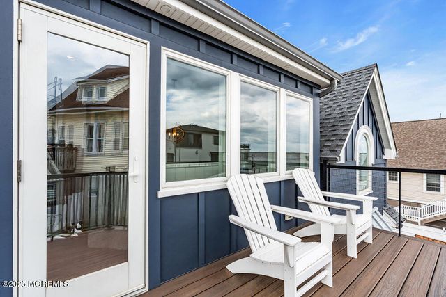 10 Waterwitch Avenue, Highlands, NJ 07732