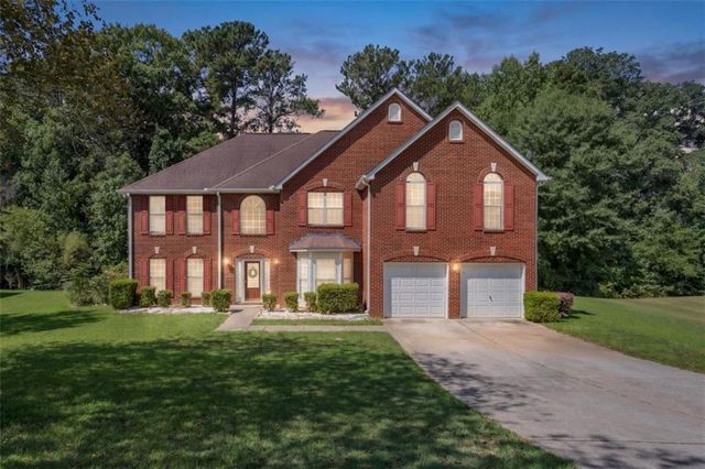 125 Ethan Moor, Jonesboro, GA 30238