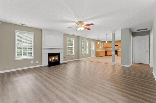 125 Ethan Moor, Jonesboro, GA 30238