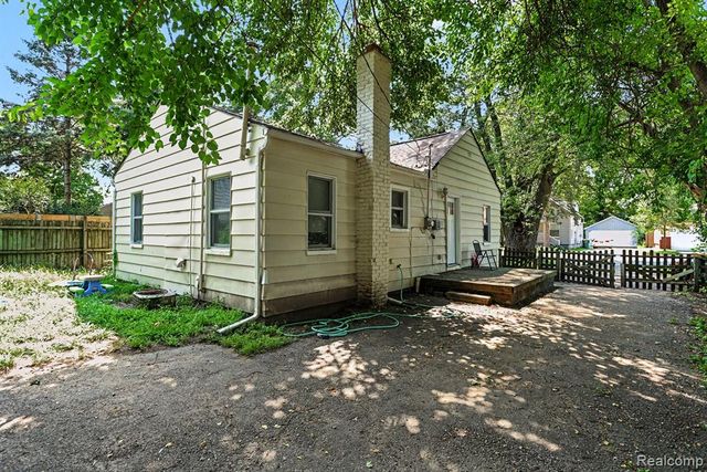 21408 Collingham Avenue, Farmington, MI 48336