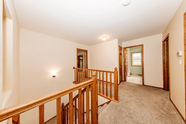 2221 Inverness DRIVE, Waukesha, WI 53186