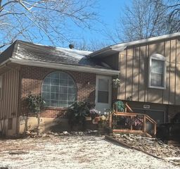 1924 E Cedar Street, Olathe, KS 66062