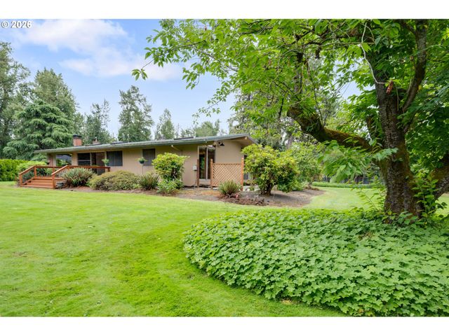 9324 Ne LEVEE Rd, Portland, OR 97211