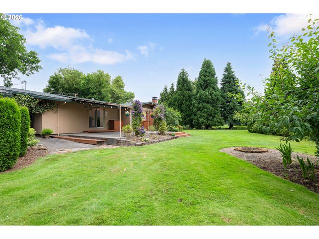 9324 Ne LEVEE Rd, Portland, OR 97211