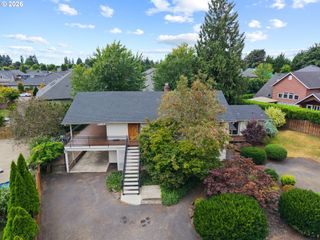 1800 N PONDEROSA St, Canby, OR 97013
