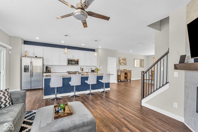 7282 Zanesville Road, Carmel, IN 46033