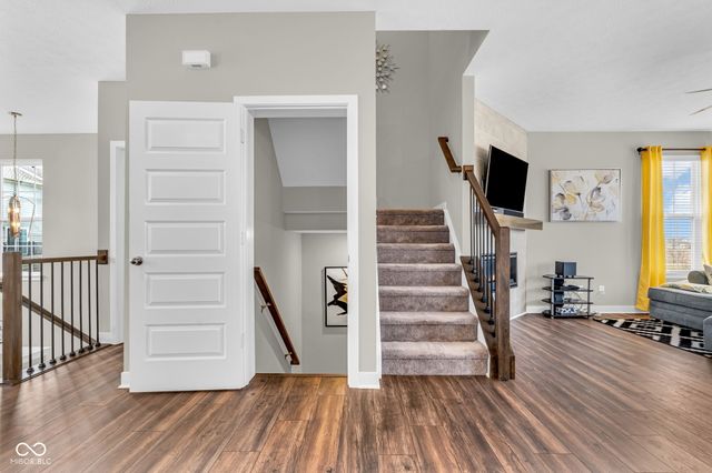 7282 Zanesville Road, Carmel, IN 46033