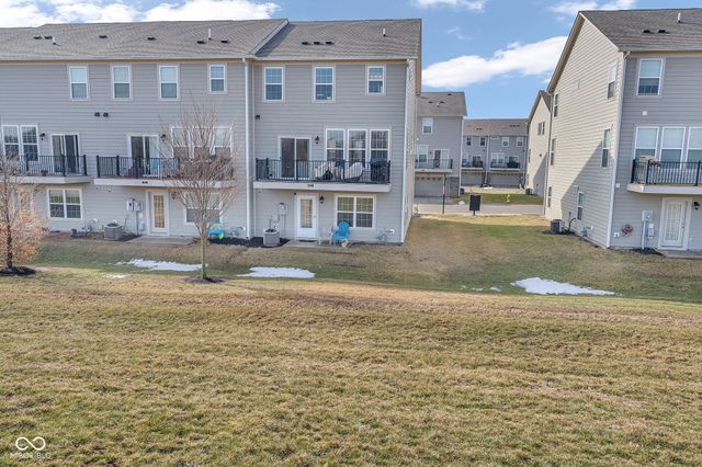 7282 Zanesville Road, Carmel, IN 46033